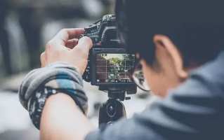 男生自己制作短视频 适合男人在家做的副业